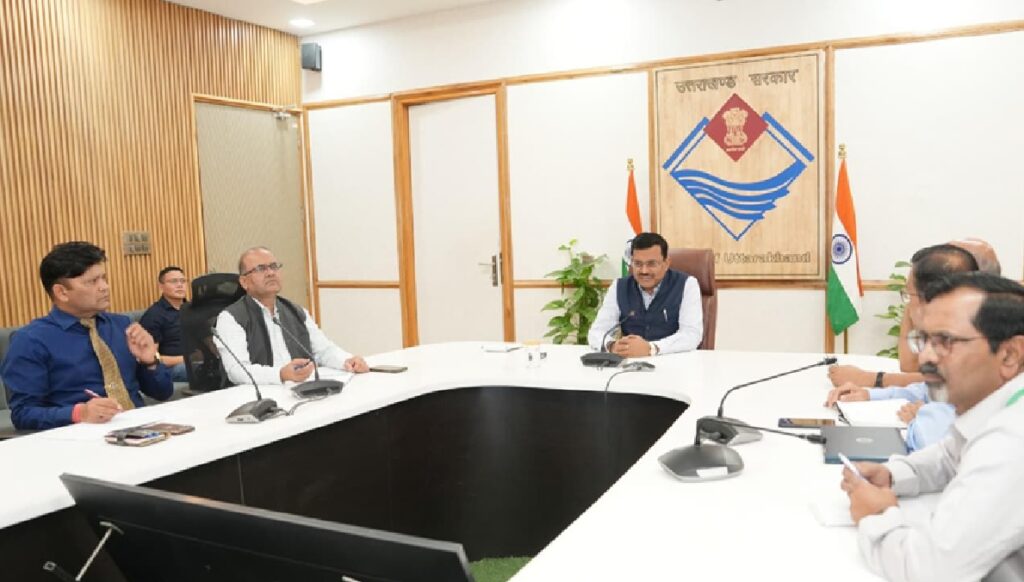 uttarkhand chief secretary meeting